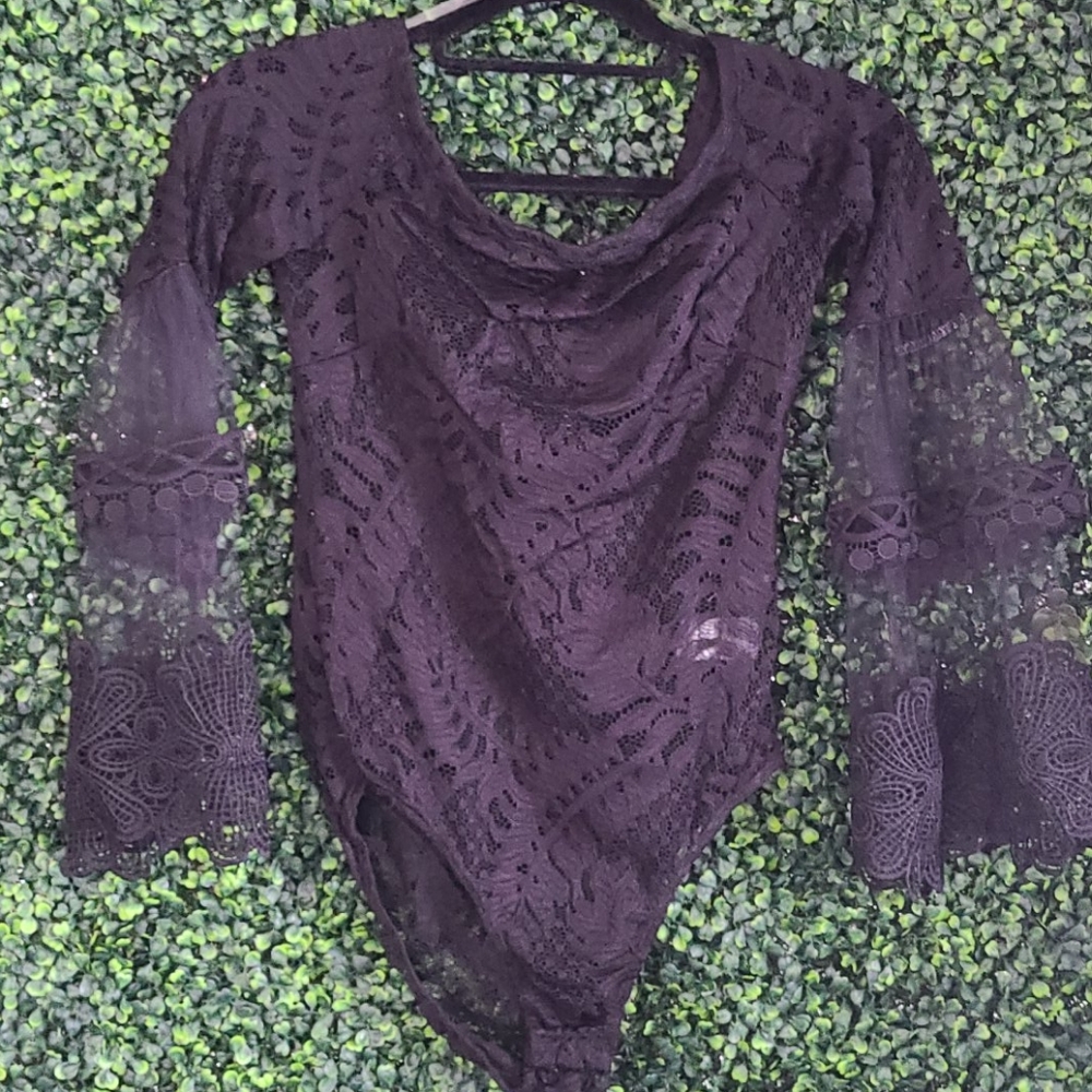 NWT sexy off shoulder lace bodysuit